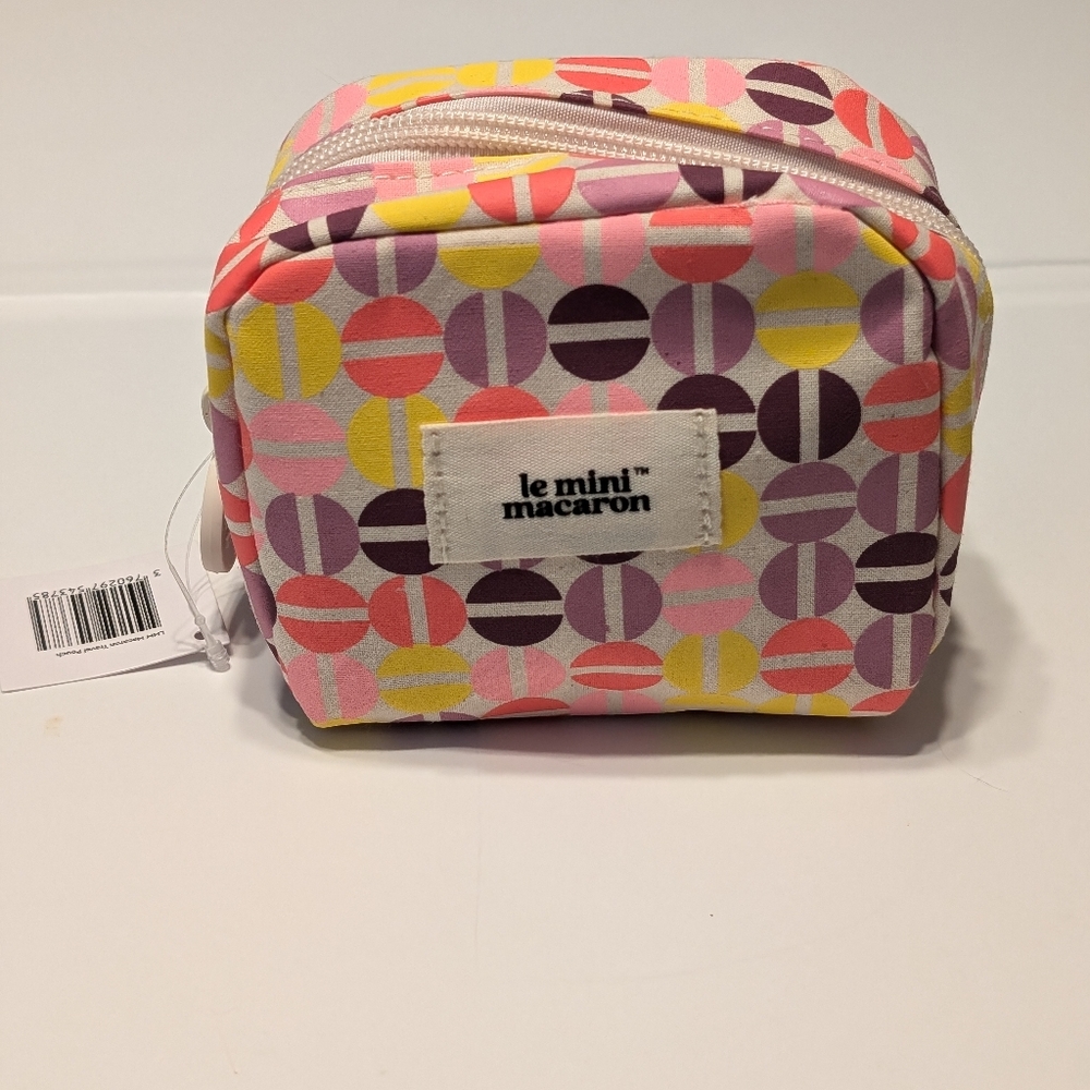 Le Mini Macaron makeup bag